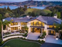 Silicon Valley Mansion, Los Altos Hills, CA, dimiliki oleh Yuri Milner